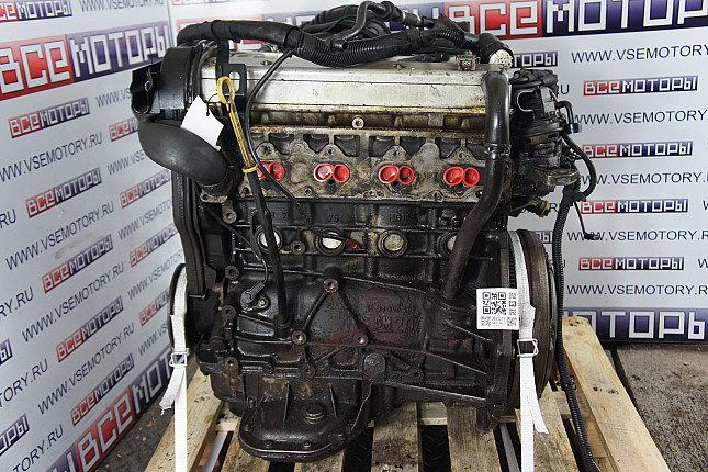 Двигатель вид с боку OPEL X 20 XEV