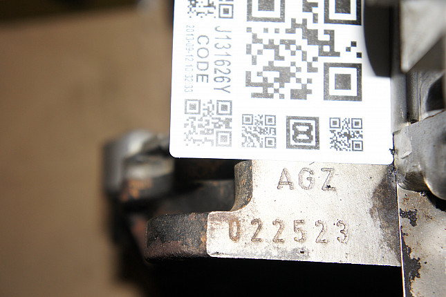 Номер двигателя и фотография площадки VW AGZ
