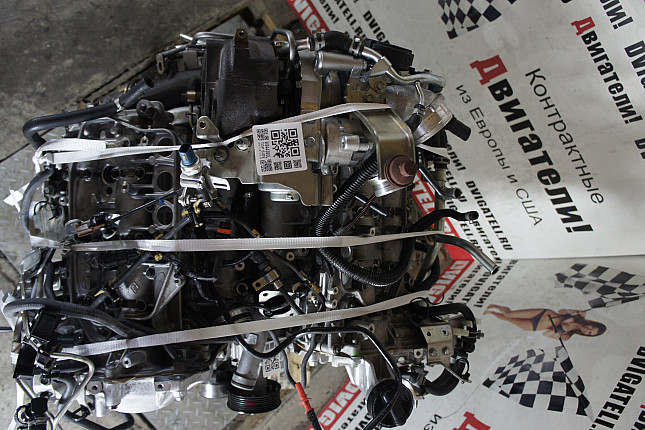 Фотография контрактного двигателя сверху Nissan V9X