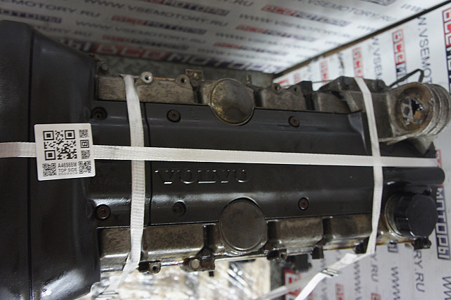 Фотография контрактного двигателя сверху VOLVO B 6284 T