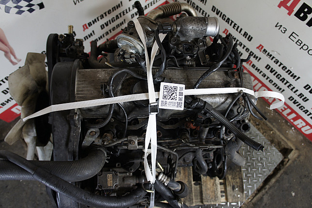 Фотография контрактного двигателя сверху Mitsubishi 4D56 T