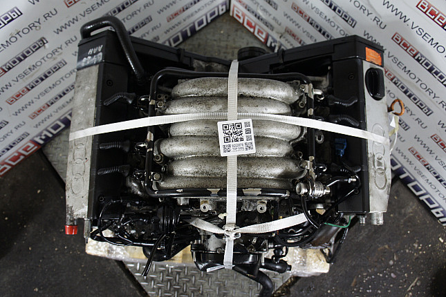 Фотография контрактного двигателя сверху AUDI AAH