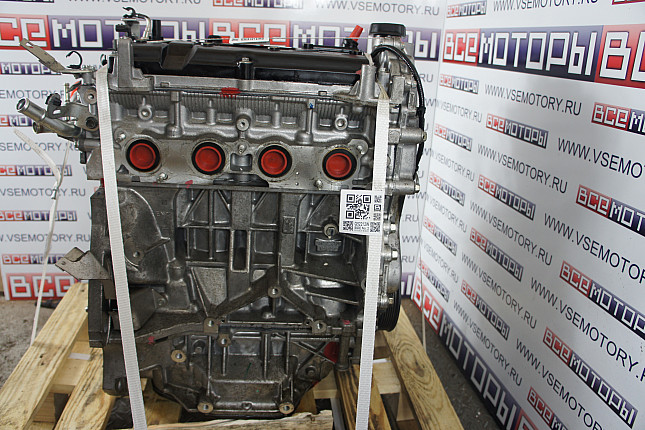 Двигатель вид с боку NISSAN MR20DE