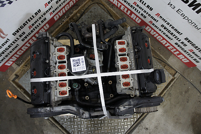 Фотография контрактного двигателя сверху Audi AKN
