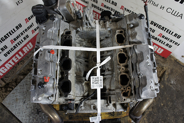 Фотография контрактного двигателя сверху Mercedes M112.970