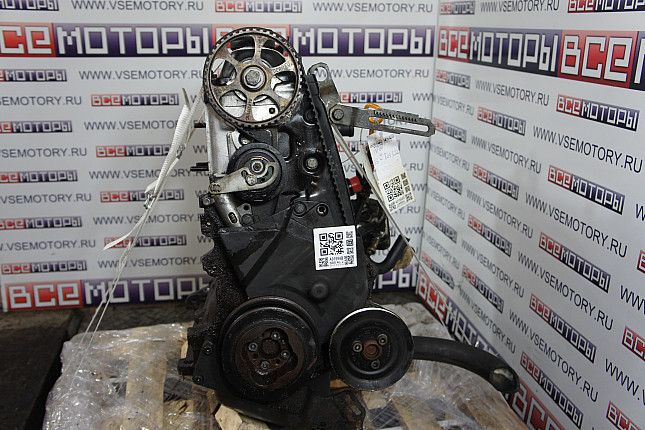 Двигатель вид с боку AUDI ABK