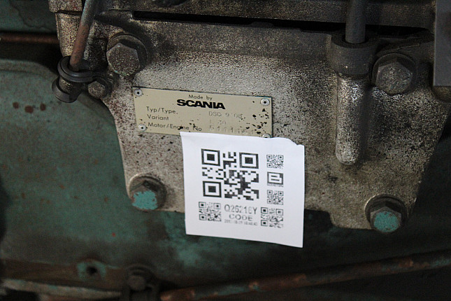 Номер двигателя и фотография площадки SCANIA DSC 9.02