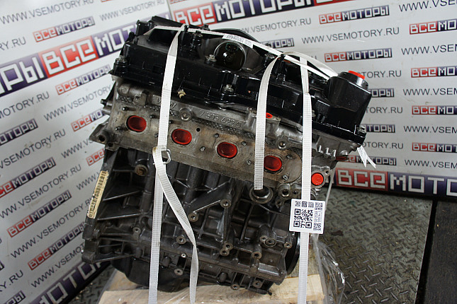 Двигатель вид с боку BMW N 46 B 20B