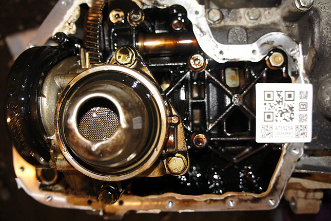 Фотография блока двигателя без поддона (коленвала) VW AZQ