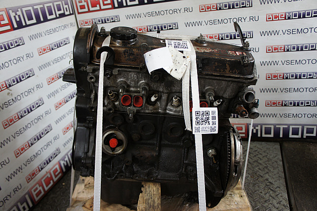 Двигатель вид с боку TOYOTA 2E-E