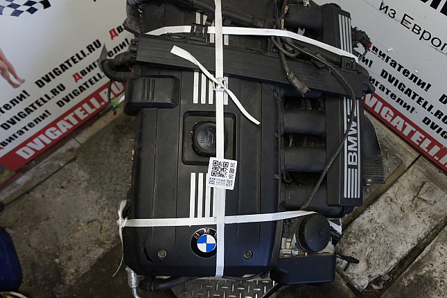 Фотография контрактного двигателя сверху BMW N52 B30 A