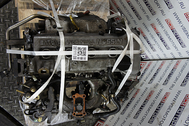Фотография контрактного двигателя сверху Nissan GA16DS 