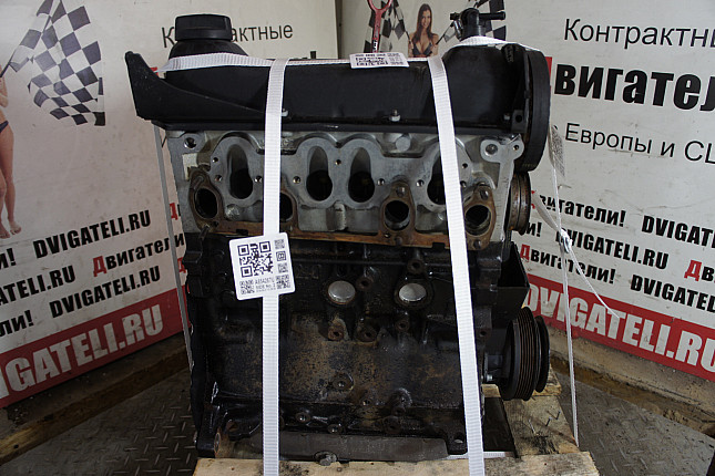 Двигатель вид с боку VW ADY