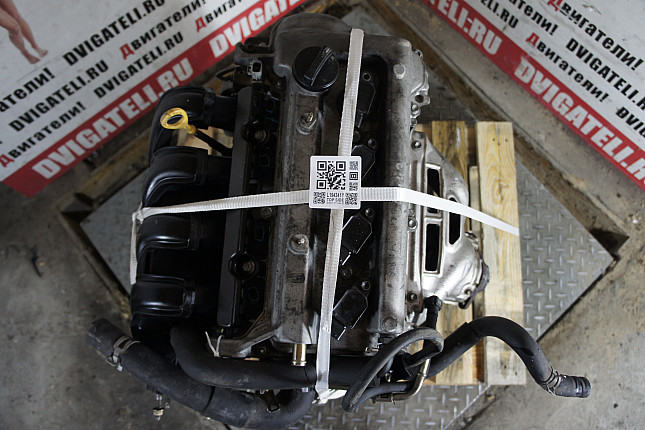 Фотография контрактного двигателя сверху Toyota 2NZ-FE