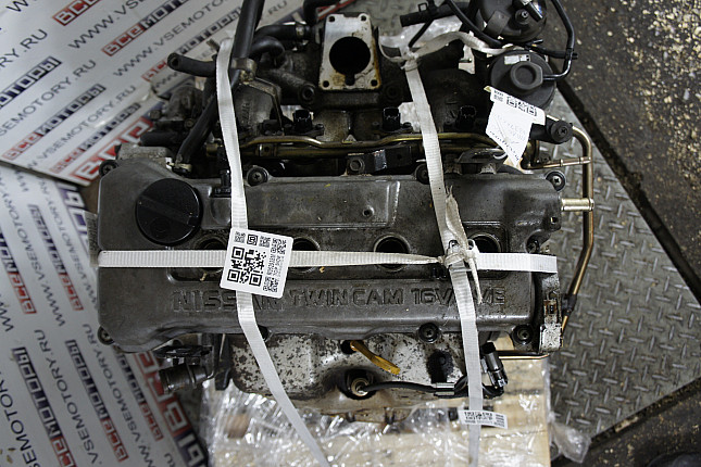 Фотография контрактного двигателя сверху NISSAN GA16DE