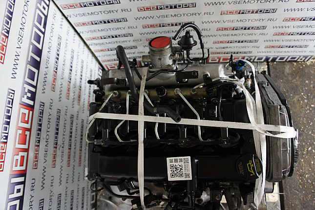 Фотография контрактного двигателя сверху HYUNDAI D4CB