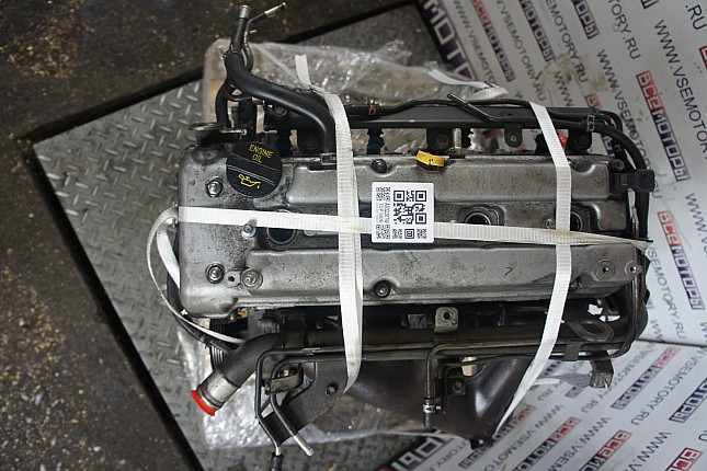 Фотография контрактного двигателя сверху SUZUKI J20A
