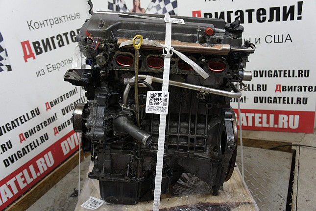 Двигатель вид с боку Toyota 3ZZ-FE