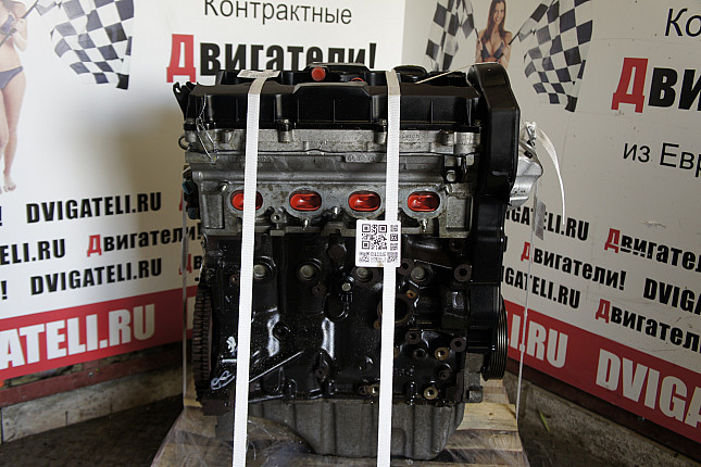 Двигатель вид с боку Peugeot NFU (TU5JP4)