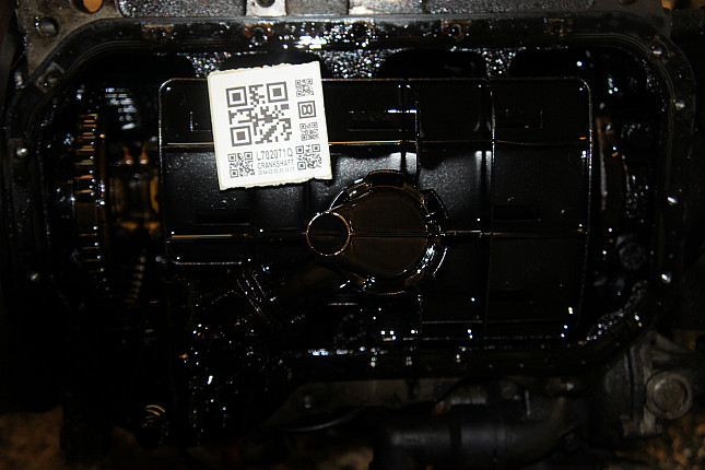 Фотография блока двигателя без поддона (коленвала) VW ABF