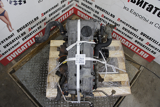 Фотография контрактного двигателя сверху Nissan GA16DS 