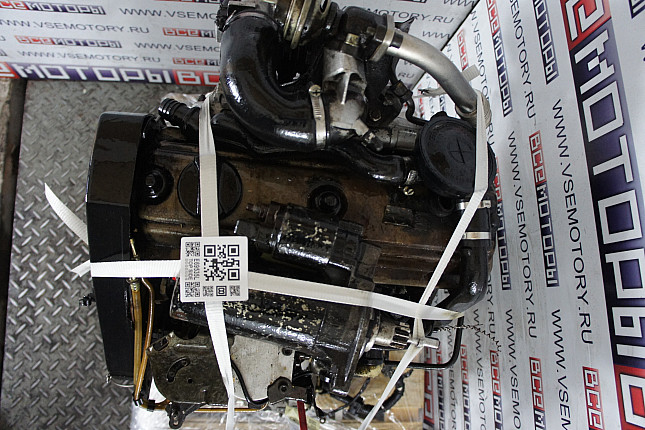Фотография контрактного двигателя сверху VW AAZ