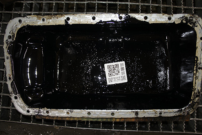 Фотография снятого маслянного поддона Citroen DHX (XUD9TF/BTF) + вакуумный насос