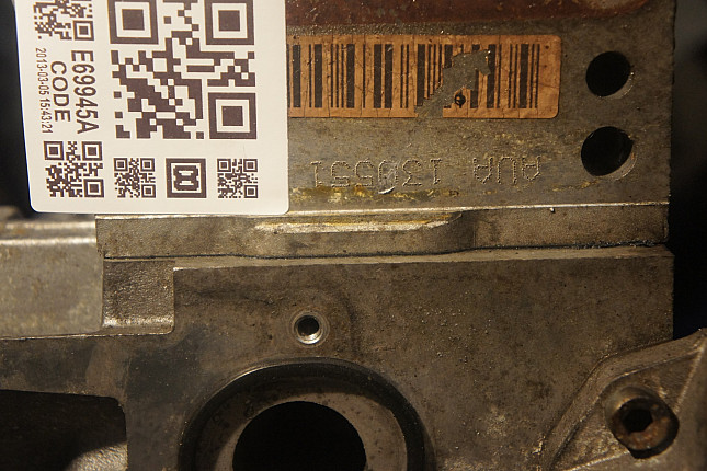Номер двигателя и фотография площадки VW AUA