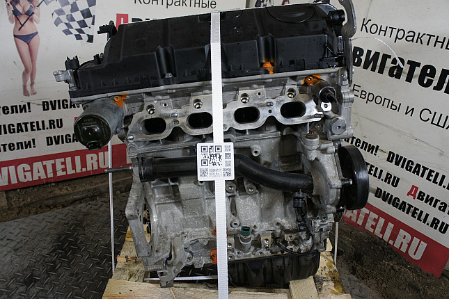 Двигатель вид с боку Citroen 8FS (EP3)