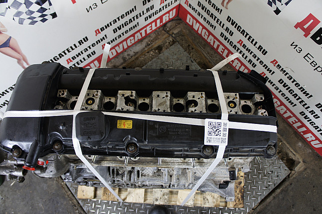 Фотография контрактного двигателя сверху BMW M54 B30 (306S3)