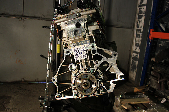 Фотография двигателя VW CFNA