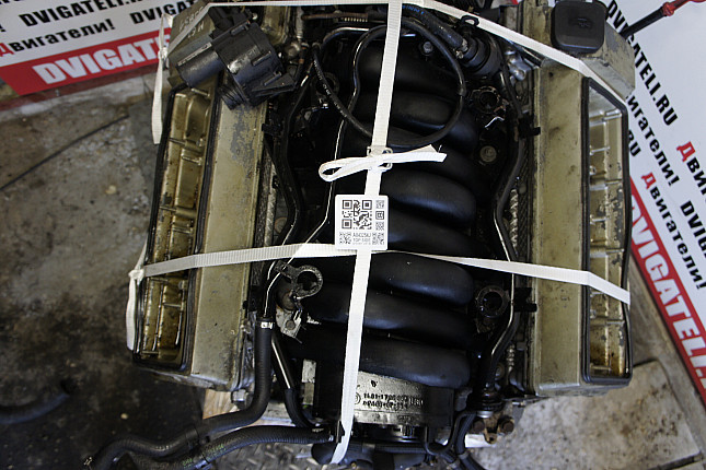 Фотография контрактного двигателя сверху BMW M62 B(35 8 S1)